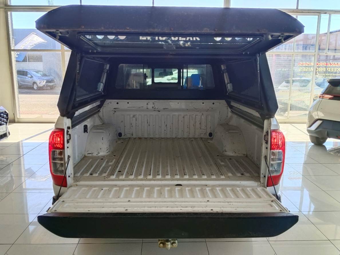 2020 Nissan Navara 2.3D Stealth Double Cab 4×4 Auto