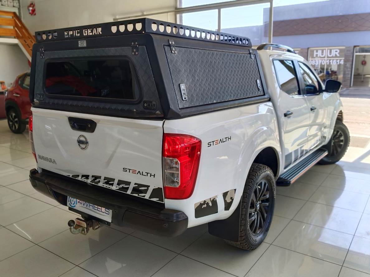 2020 Nissan Navara 2.3D Stealth Double Cab 4×4 Auto