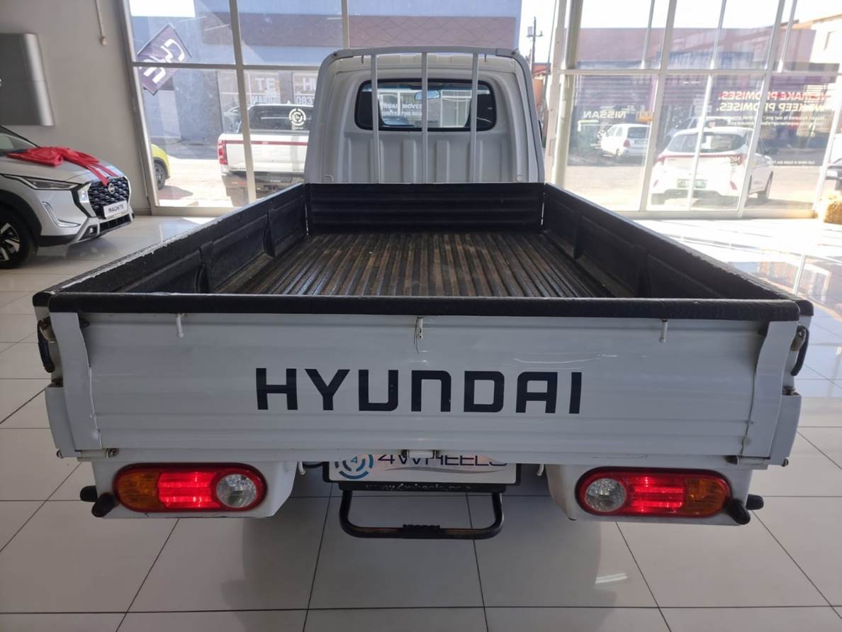 2022 Hyundai H100 2.6 D Euro II Dropside