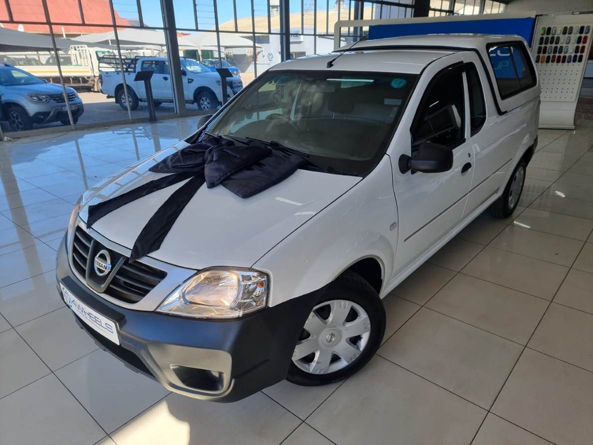 2021 Nissan NP200 1.5 dCi A/C Safety Pack