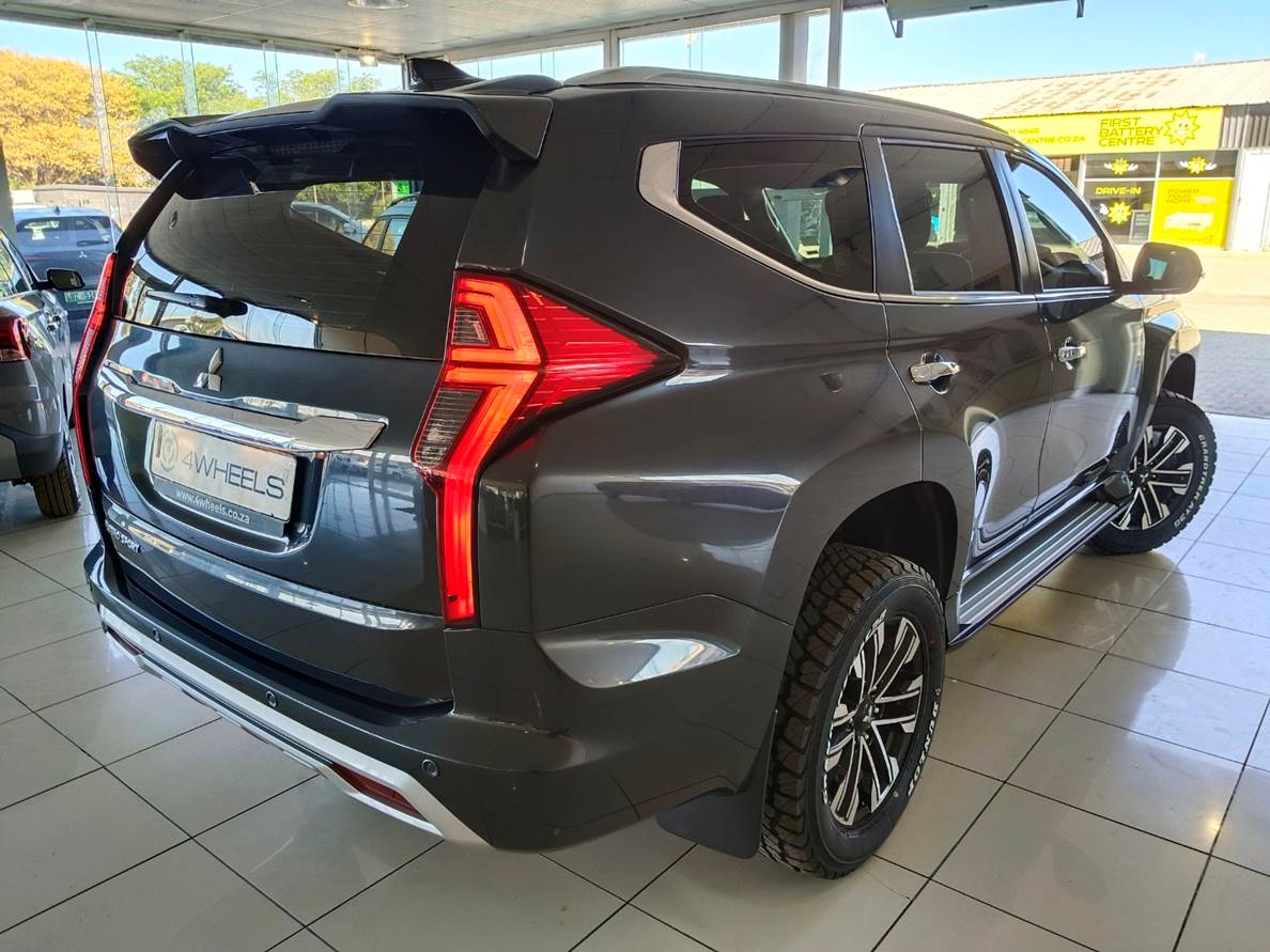 2025 Mitsubishi Pajero Sport 2.4D Auto