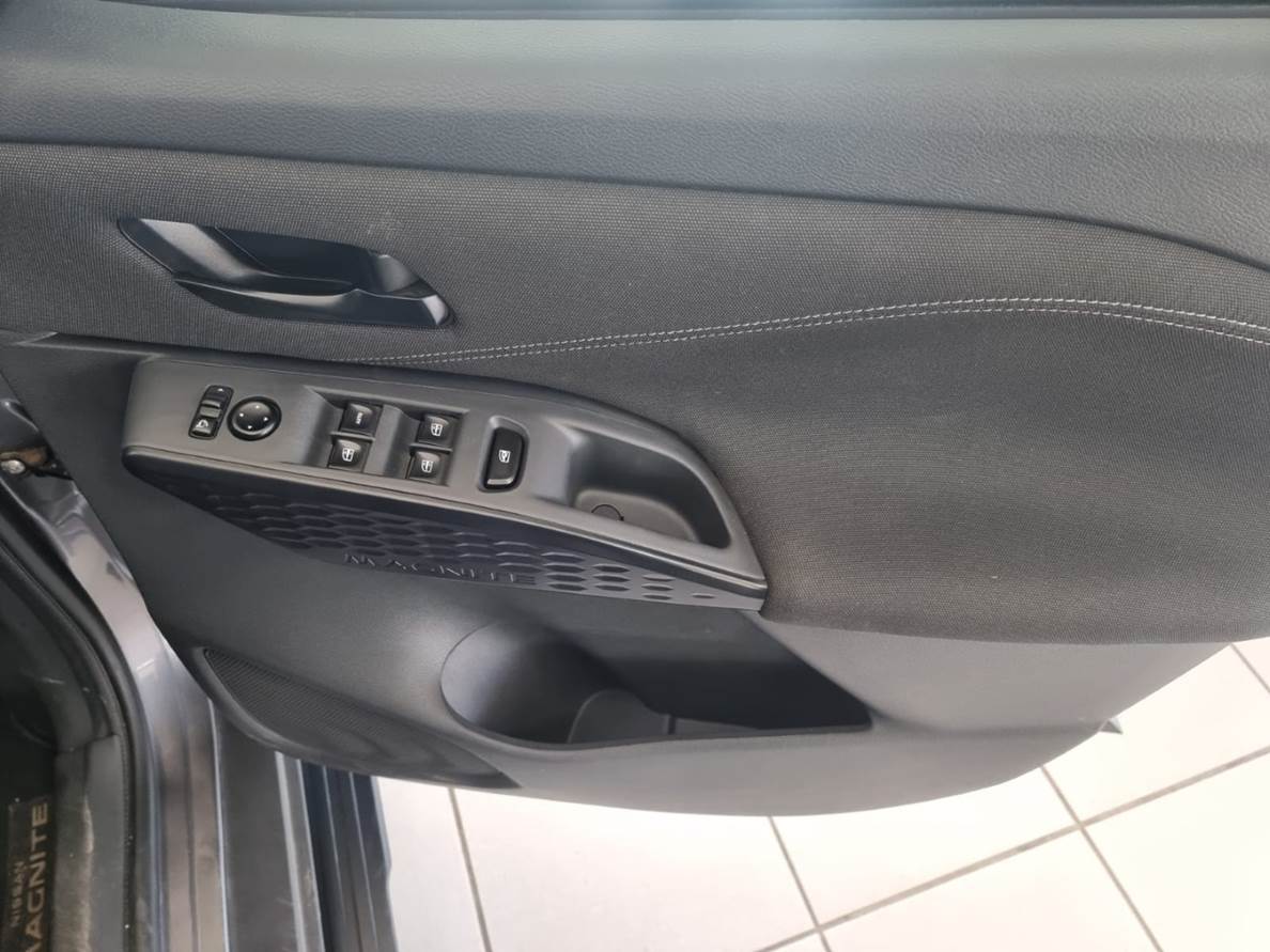 2026 Nissan Magnite Kuro 1.0T CVT