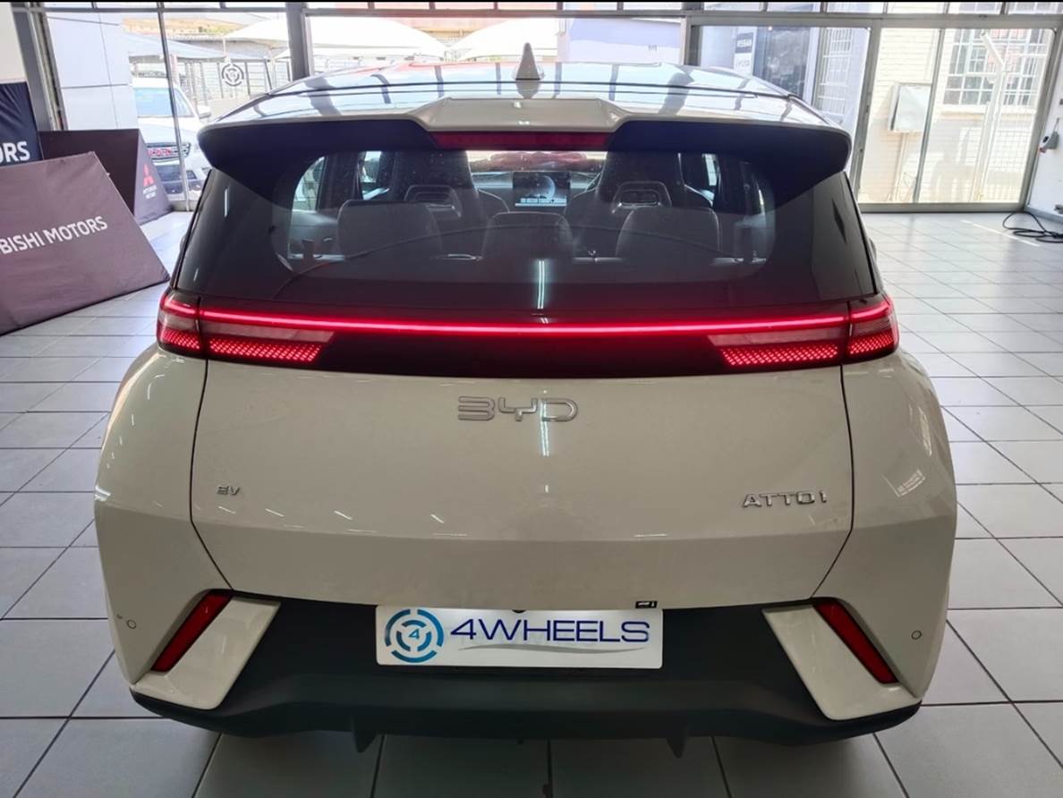 2026 BYD Dolphin Surf Comfort