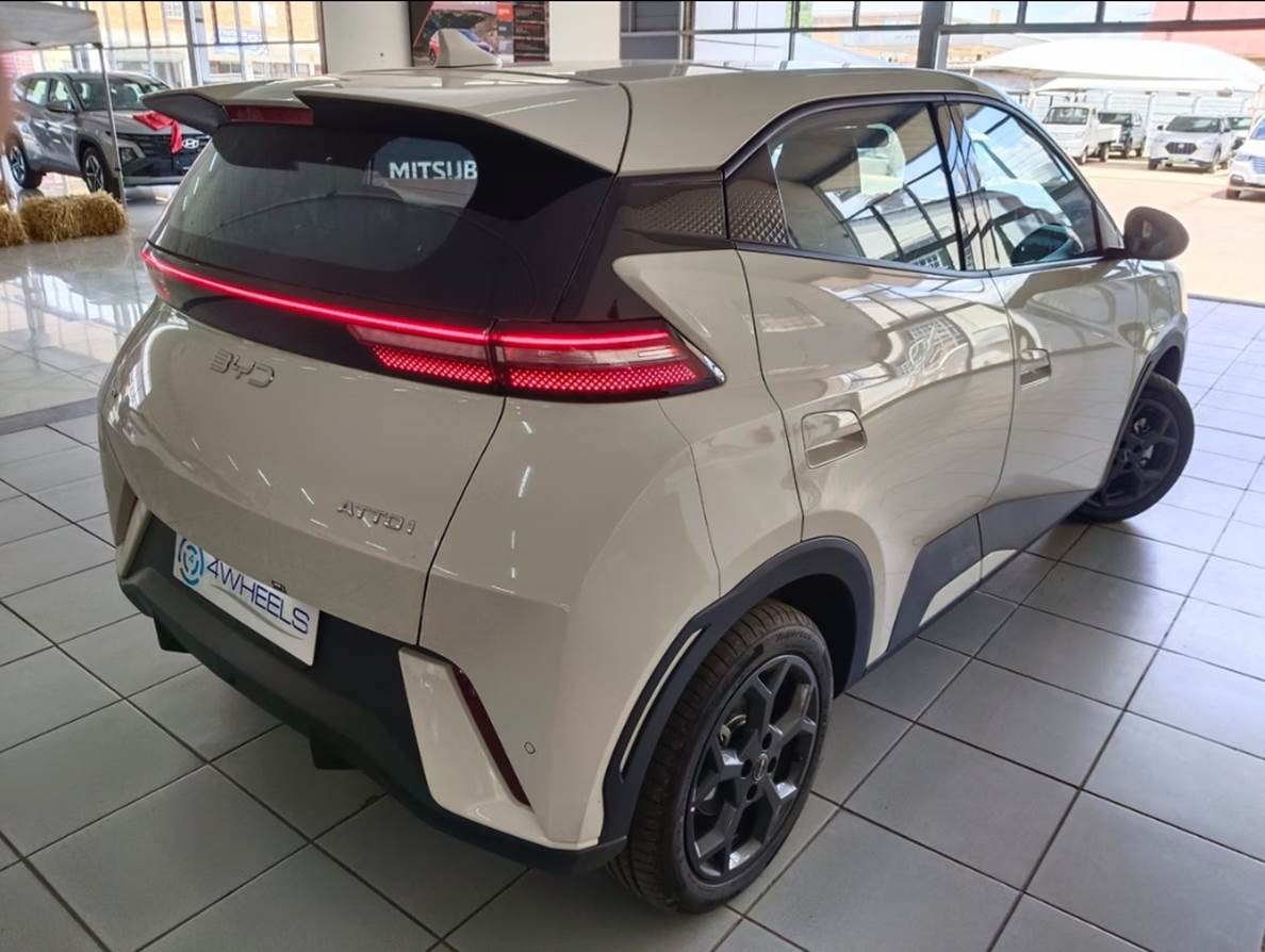2026 BYD Dolphin Surf Comfort