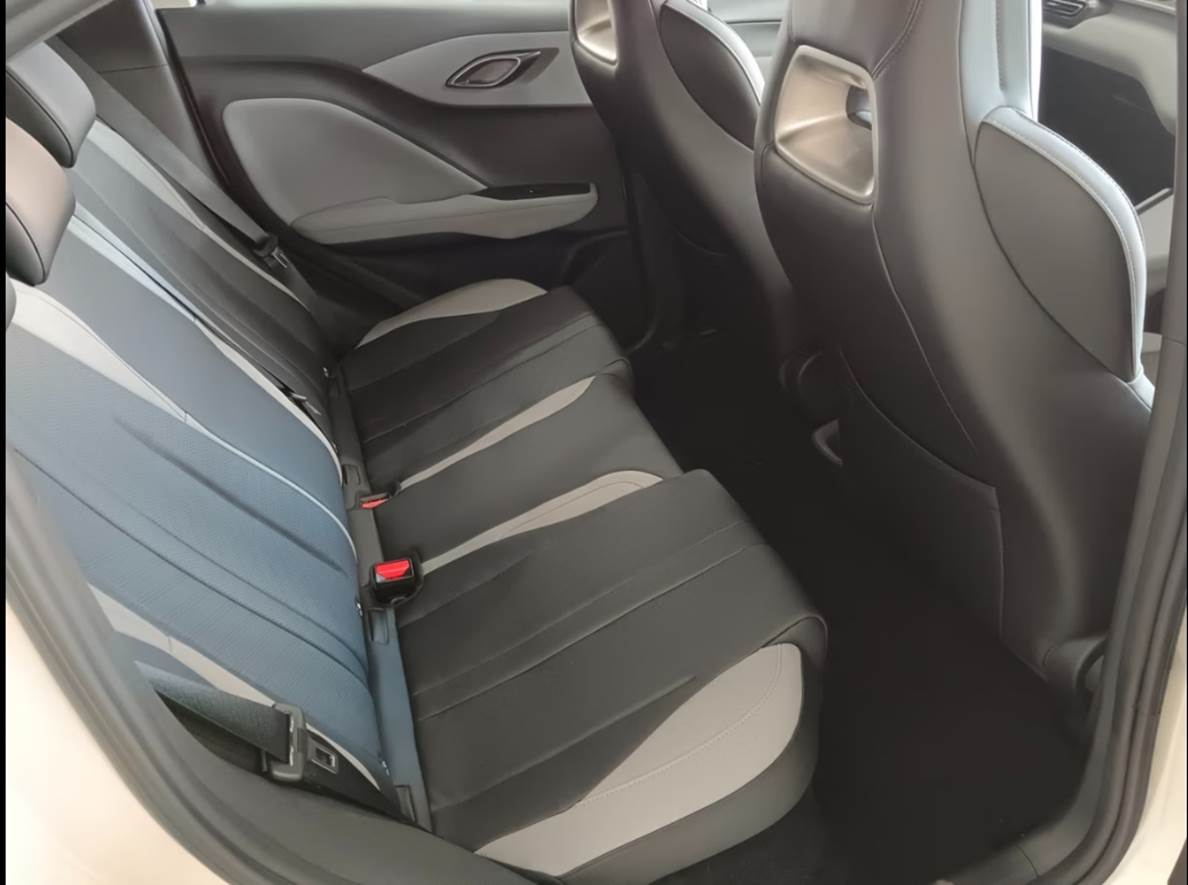 2026 BYD Dolphin Surf Comfort