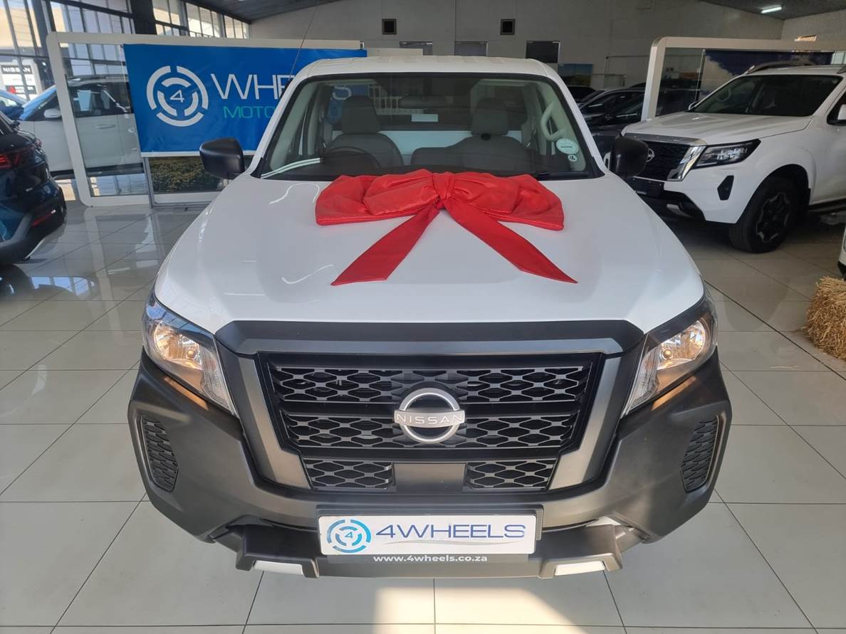 2025 Nissan Navara 2.5 DDTi XE