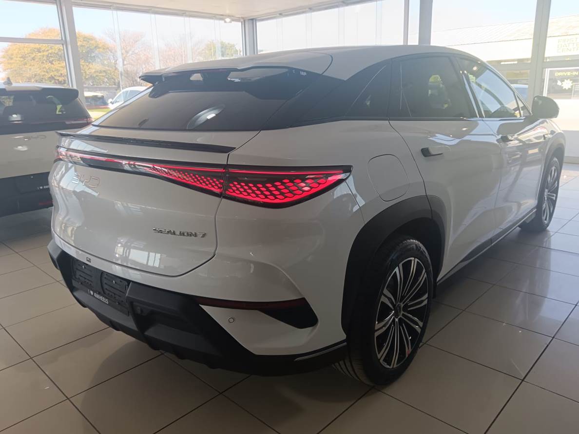 2026 BYD Sealion 7 Premium