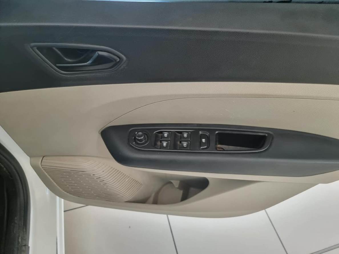 2024 Renault Triber 1.0 Zen