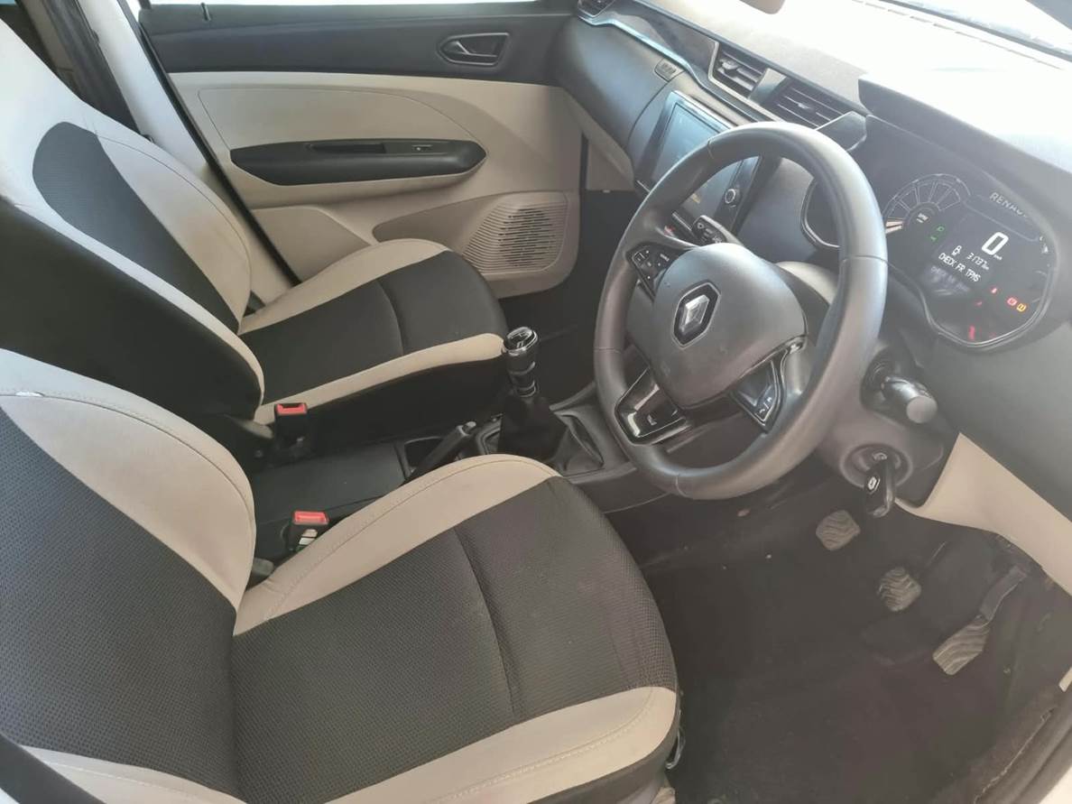 2024 Renault Triber 1.0 Zen