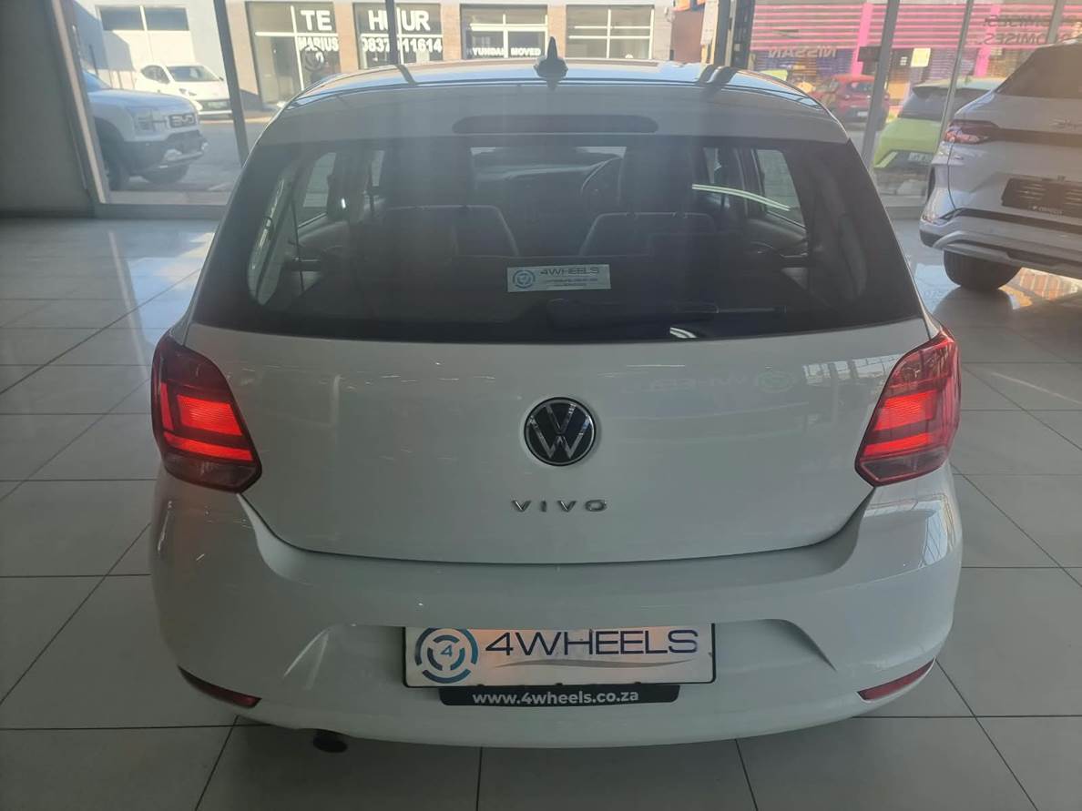 2024 Volkswagen (VW) Polo Vivo 1.6 Life Tip 5 Door