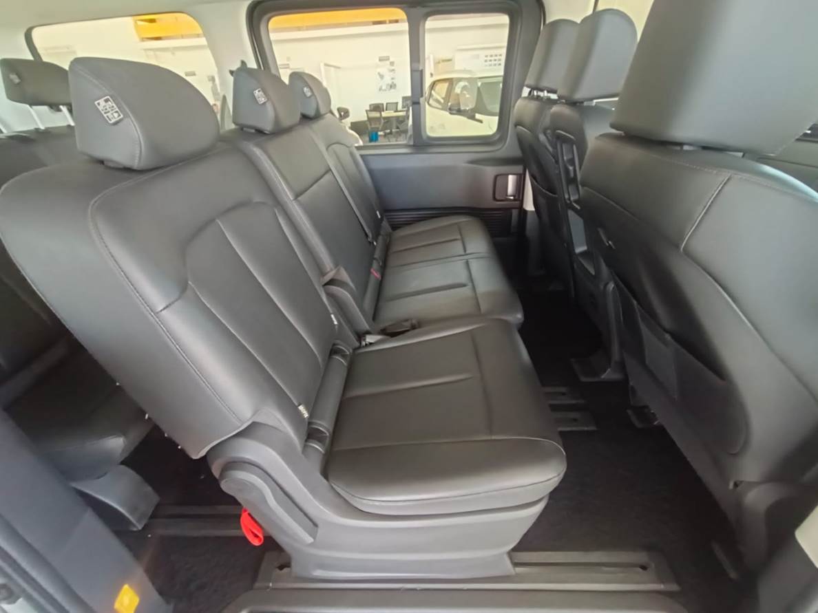 2024 Hyundai Staria 2.2D Executive (9 Seater)