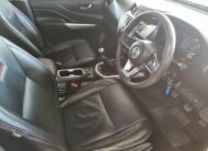 2022 Nissan Navara 2.5 DDTi SE