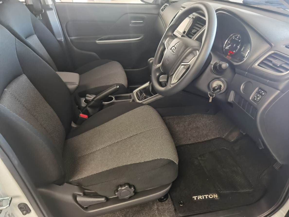 2023 Mitsubishi Triton 2.4Di-GL Double Cab